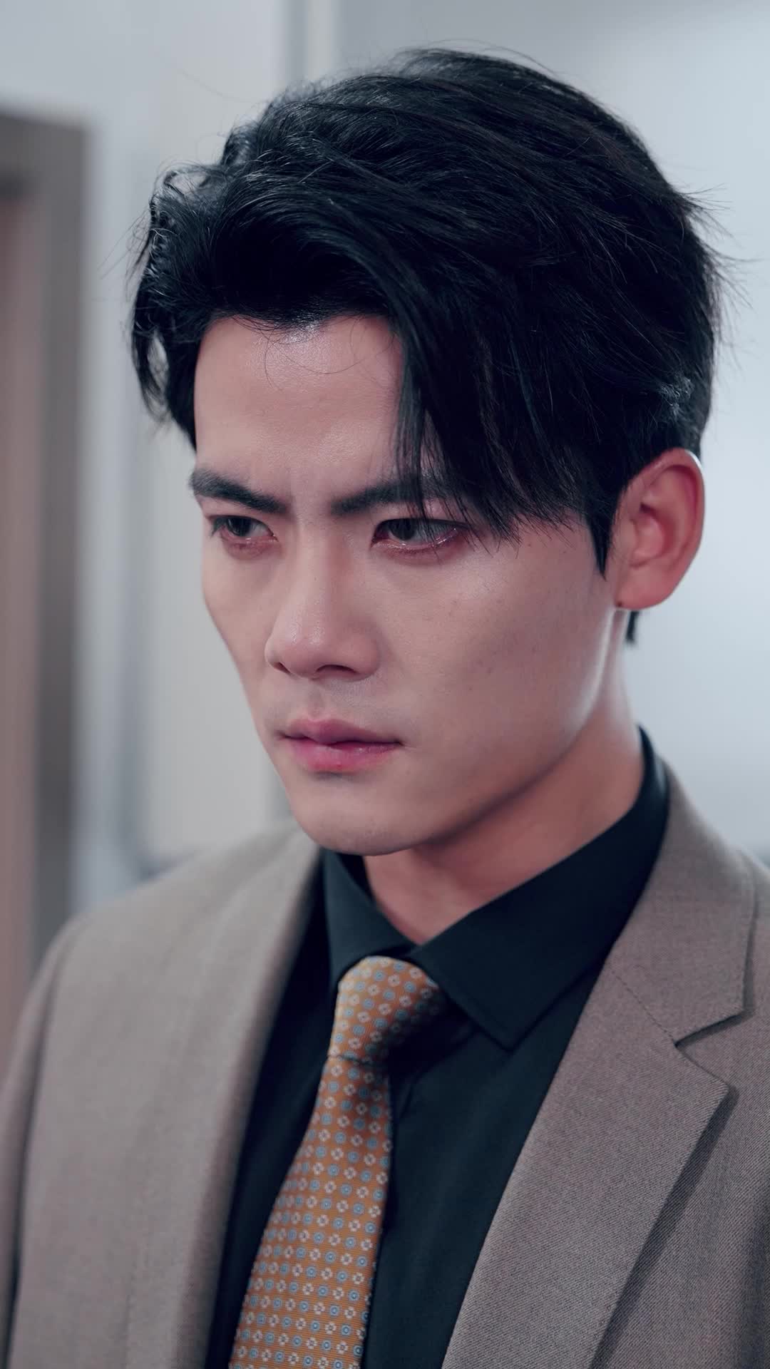 52. Bölüm - Yıldızlar Altında İhanet